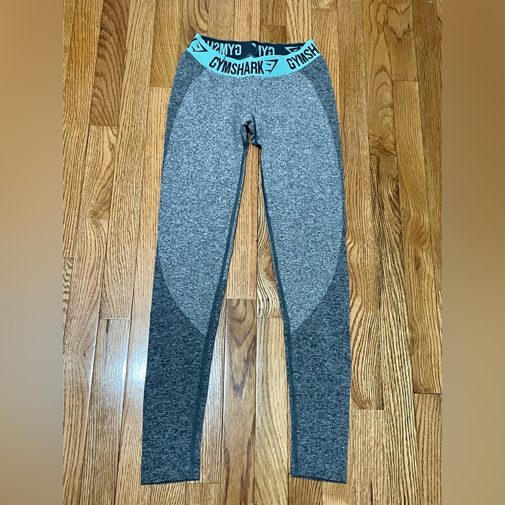 New Gymshark Gray and Blue Seamless Leggings Small